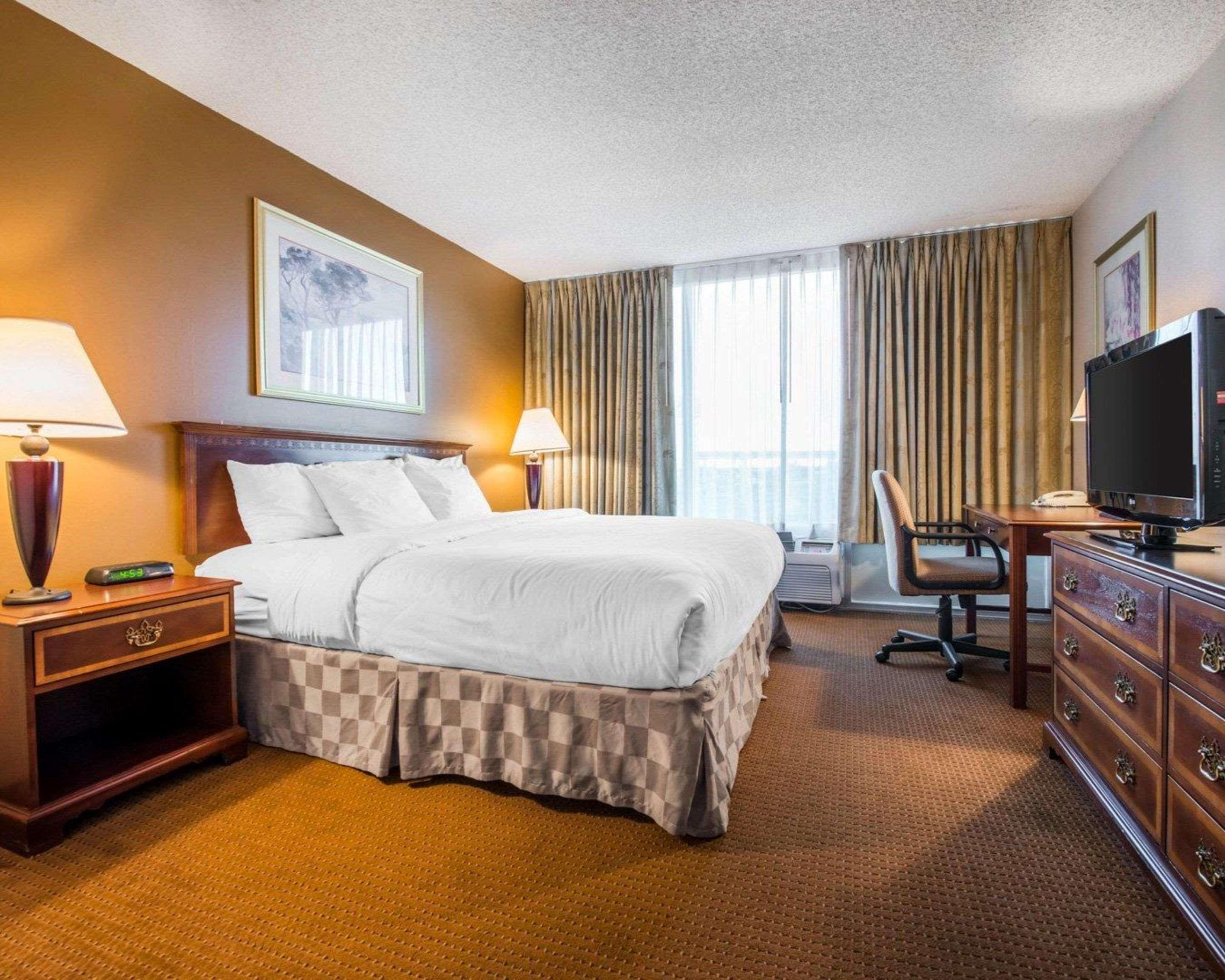 Clarion Inn And Events Center Pueblo North Exteriér fotografie