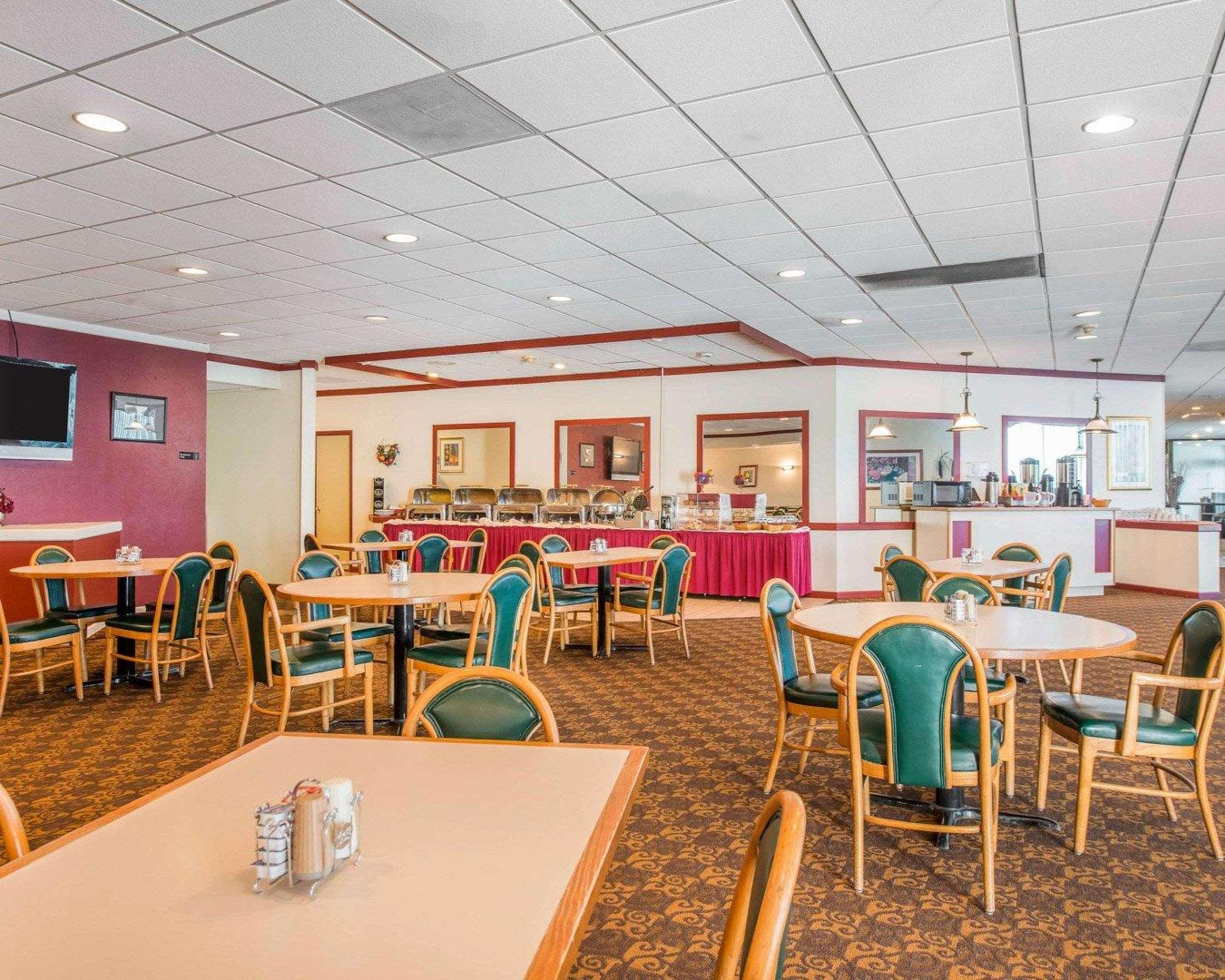 Clarion Inn And Events Center Pueblo North Exteriér fotografie